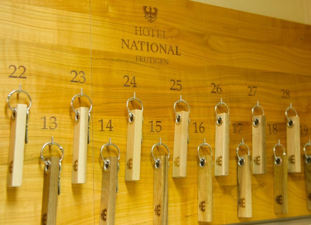 Hotel National Frutigen Szoba fotó